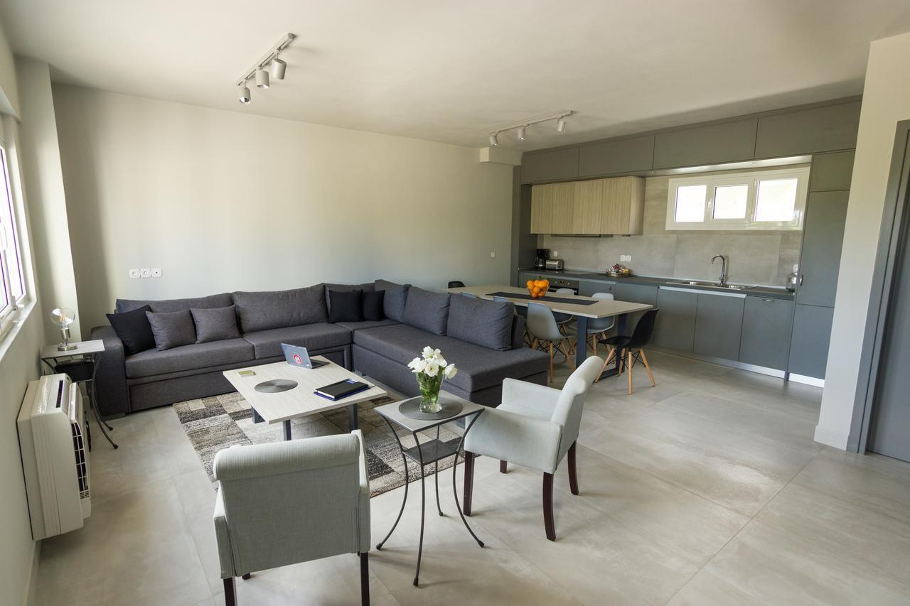 Amera - Troumpas Family Apartments Leonidio Ngoại thất bức ảnh