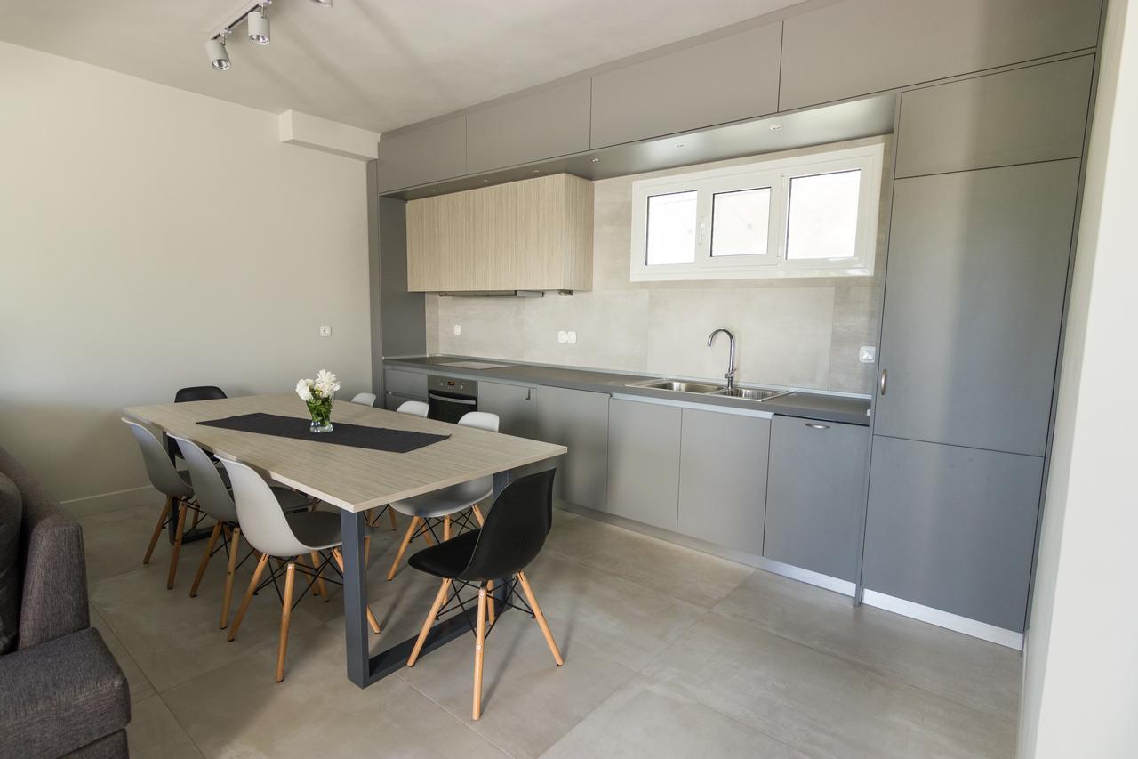 Amera - Troumpas Family Apartments Leonidio Ngoại thất bức ảnh