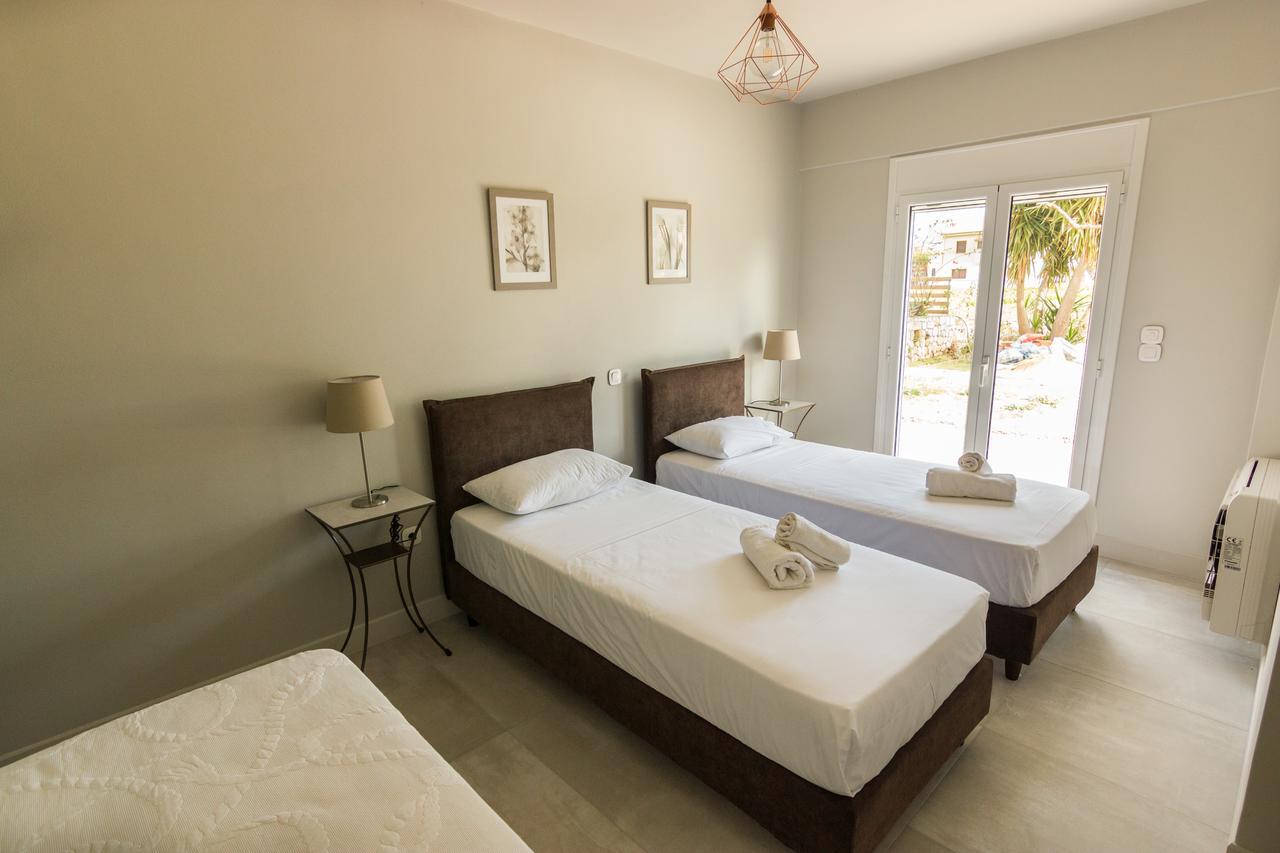 Amera - Troumpas Family Apartments Leonidio Ngoại thất bức ảnh